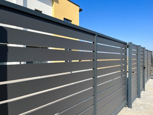 commercial-fencing-contractors