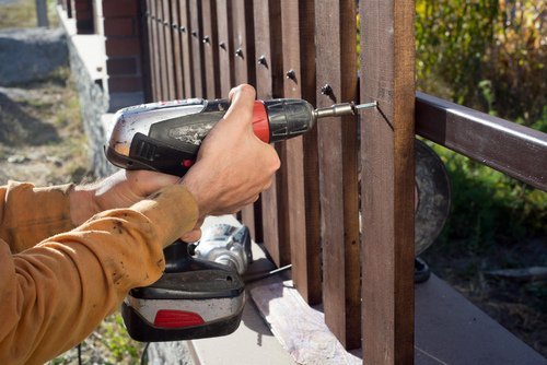 fence-repair-or-replacement
